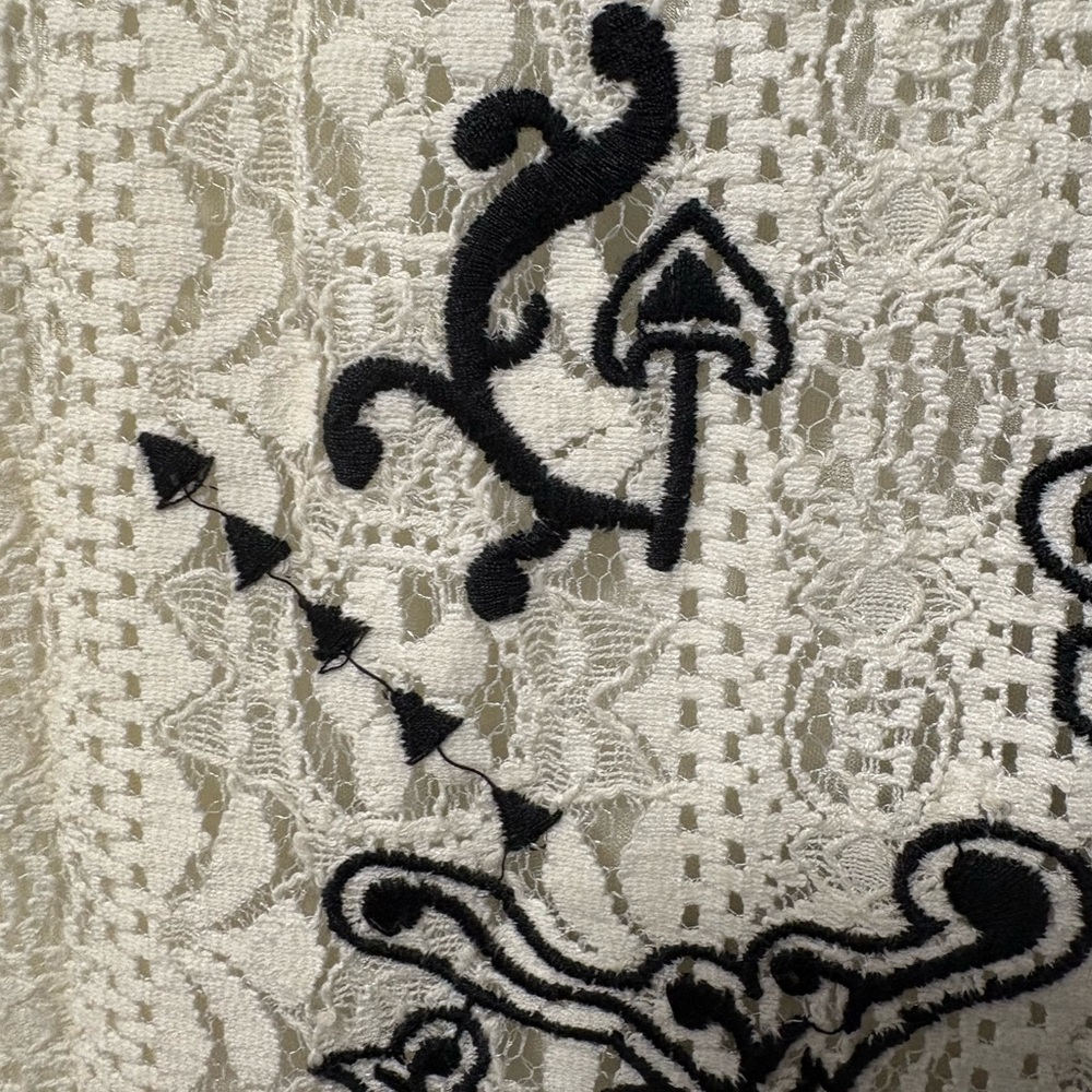 Gentle Fawn Lace and Embroidered LS Dress Size Large - Picture 3 of 5